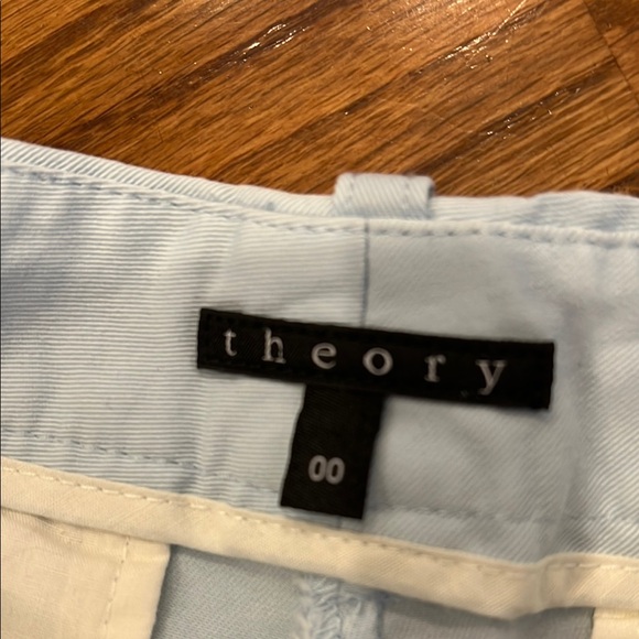 Theory shorts - Picture 2 of 7